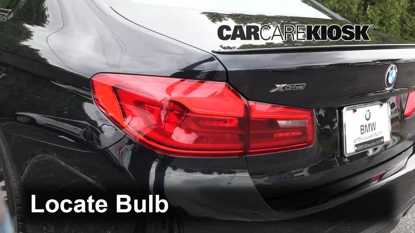 2018 BMW M550i xDrive 4.4L V8 Turbo Luces Luz de reversa (reemplazar foco)